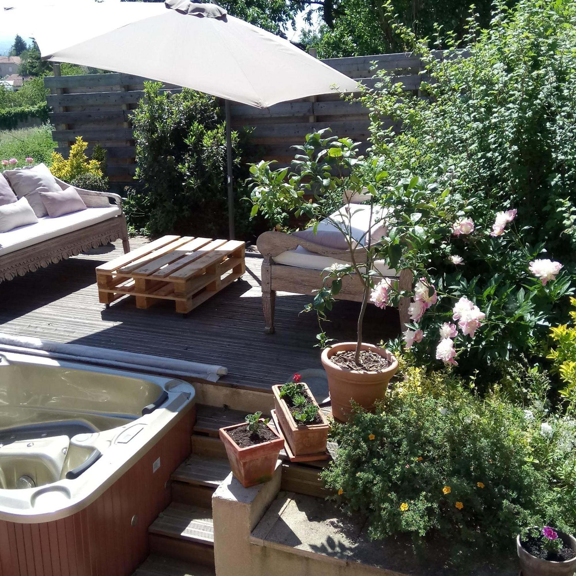Relais St Jacques - Roanne Bed and Breakfast Saint-Haon-le-Châtel Eksteriør billede